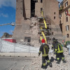 Una parte de la Torre dei Conti, una histórica construcción medieval situada en el centro de Roma, cerca de los Foros Imperiales, se derrumbó este lunes mientras se realizaban trabajos de restauración