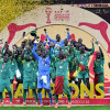 La selección de Senegal se coronó campeona de la Copa África tras vencer en la final a la anfitriona, Marruecos, en un partido polémico que se extendió por 2 horas.