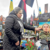 Foto | EFE | LA PATRIA Familias ucranianas recuerdan a los caídos en el cuarto año de la invasión rusa.