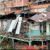 Una parte de una vivienda antigua de un municipio del Oriente de Caldas colapsó este lunes. La construcción será intervenida para evitar alguna emergencia futura.