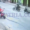 El niño presentó lesiones leves, mientras que se desconoce la identidad del motociclista.