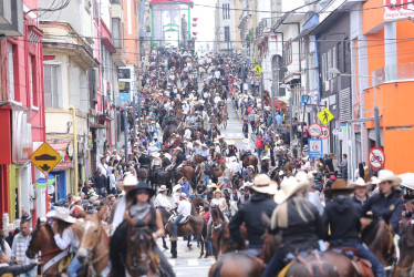 Este domingo 4 de enero se desarrollará la cabalgata o el desfile a caballo de la Feria de Manizales 2026. Se estima la participación de unos 2 mil jinetes. Fundación 20-30, Asdecaldas y la Alcaldía coordinarán el operativo.