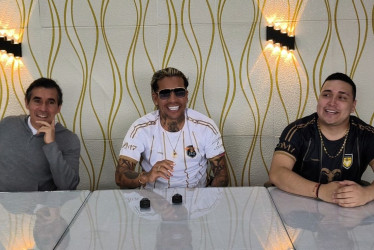  Sergio Galván Rey, Dayro Moreno y Juan Carmona.