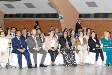 Ceremonia de los mejores maestros de los colegios católicos de Manizales.