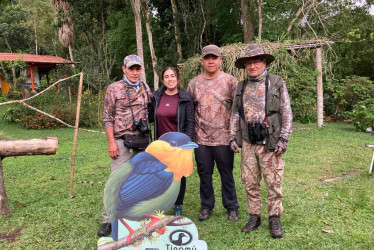 Foto | Cortesía | LA PATRIA ​​​​​​​José Fernando Galvis, Valentina Marín, Santiago Ramos y José Ituriel Arango visitaron el miércoles la reserva natural de observación de aves Tinamú Birding, en la vereda San Peregrino (Manizales). Realizaron un reconocimiento de los senderos de pajareo para el XI Congreso de Aviturismo que se realizará en noviembre.