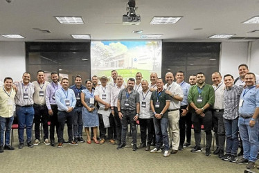 Foto | Cortesía | LA PATRIA Grupo de alcaldes asistentes a la jornada de inducción.