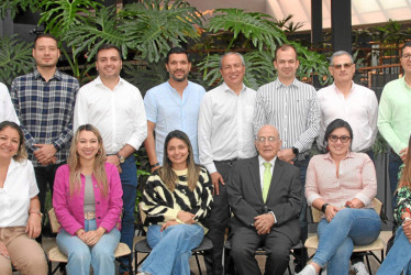 Foto | Argemiro Idárraga | LA PATRIA Hasta hoy se encuentra reunida en el Hotel Termales del Otoño la empresa Endress + Hauser Colombia realizando la reunión de planeación estratégica. Esta actividad forma parte de la estrategia de hacer presencia en las regiones para apoyar la industria local. Jahír Giraldo, director de Hogares Crea, es uno de los conferencistas. También acompaña al grupo participante Fernando Giraldo, gerente de servicios.
