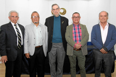Fotos | Argemiro Idárraga | LA PATRIA Germán Hoyos Salazar, Julián Chica Cardona, Álvaro Gärtner, Ángel María Ocampo Cardona y Albeiro Valencia Llano.