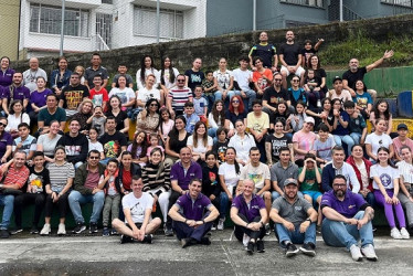 Foto | Lector | LA PATRIA El grupo Scout Primero Champagnat celebró el Día de la familia en el Colegio de Cristo con una mañana de deporte y venta de comida para compartir un rato agradable con sus integrantes y familiares.