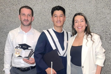 Wilson García Buitrago, Jacobo García Cedeño y Mariana Cedeño Ramírez.