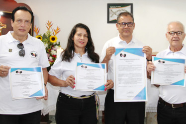 Juan Ernesto Caicedo, María Doris García, Harold Mauricio Ramírez y Argemiro Idárraga.