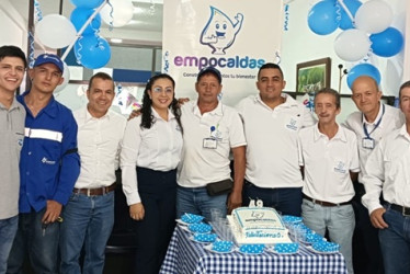 Arbey Patiño, Miguel Tabares, Esteban Duque, Óscar Obando, Lorena Grisales, Ramón Morales, Felipe Gaviria, Nelson Salazar, Henry Giraldo, Fabio Giraldo y Esteban Duque.