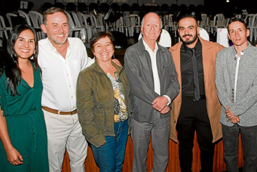 María Alejandra González, Jorge Alberto Jaramillo, Adela María Ceballos, Hermán Estrada, Néstor Iván López y Diego Sánchez.