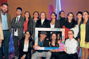 Grupo de profesores Alianza Francesa.