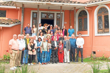 Foto | Argemiro Idárraga | LA PATRIA Los integrantes de la Sociedad de Mejoras Públicas se reunieron en la Fundación Rafael Pombo con motivo de la despedida de fin de año.