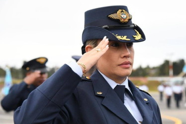 María Eugenia Castaño Garcés ascendió a mayor de la Fuerza Aeroespacial Colombiana.