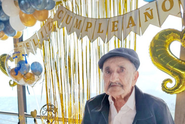 Héctor Galeano Giraldo celebró sus 100 años.
