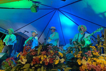 Anserma disfrutó al ritmo de la música parrandera.