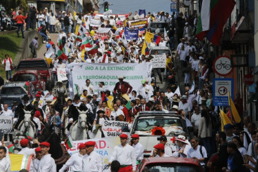 Los taurinos desfilaron desde el Palacio de Justicia hasta la Plaza de Toros.