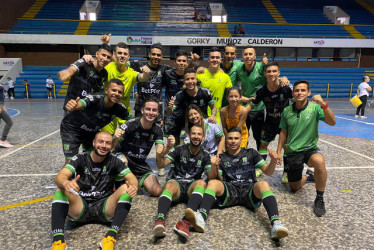 La celebración de la U. Manizales por su clasificación a semifinales.