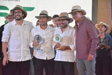 Tiple, guitarra y bandola, la máxima distinción en el Festival del Pasillo