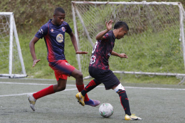 En el mejor partido del día, La Fiera Ideas Constructivas obtuvo un solitario gol ante Cantera Caldense y ello fue suficiente para lograr el liderato en el Cuadrangular B.