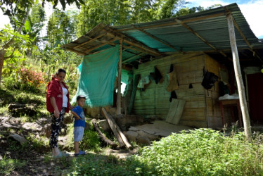 Viviana García en la casa de sus padres.