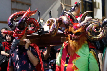 El entierro del Calabazo representa la tristeza de los asistentes del Carnaval.