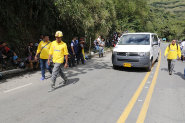 Para llegar a Marmato existen dos rutas: por Pacífico 3 (que estará cerrada en la noche del jueves para el viernes) y desde Supía, aunque esta es una vía secundaria.