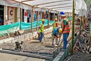 Los comerciantes de la carrera 7 de Chinchiná, por donde se construye un bulevar, promueven una rifa para reactivar el sector.