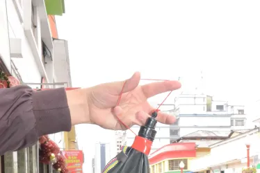 Así se prepara el licor para su bota