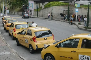 Los taxistas del país protestarán mañana, entre otros motivos, por la incursión de las plataformas digitales. 
