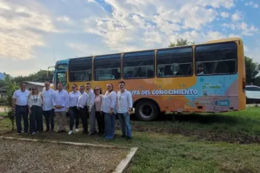 Los estudiantes de la U. de Caldas en el Centro de Innovación de Caldas en Guarinocito contarán con la Ruta del Conocimiento. Es un servicio cofinanciado 40% por la Alcaldía, 40% por la Universidad y 20% del estudiante. Serán buses de la U. 