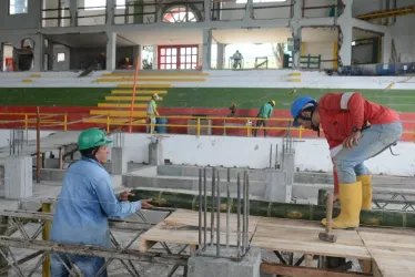 Obras en el Coliseo Menor de Manizales. 