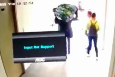 Imagen registrada en las cámaras del edificio.