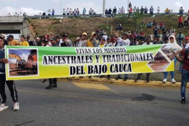 El paro de mineros en Antioquia completa ya una semana paralizando la región noroccidental de Colombia.