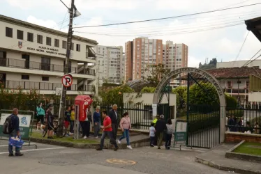 La Institución Educativa Nacional Auxiliares de Enfermería, de Manizales, está sin docente de matemáticas en la básica primaria.