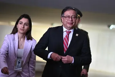 Laura Sarabia y Gustavo Petro.