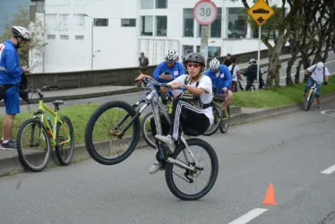 La agenda deportiva llega con ciclovía, recrevía y aeróbicos