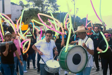 El Encuentro de Colonias se celebró durante este puente festivo en San Bartolomé.