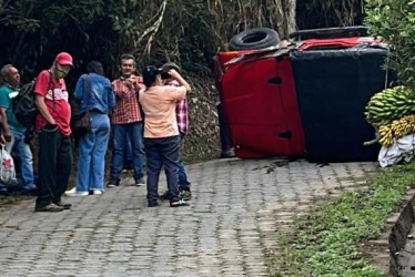 Los lesionados fueron trasladados a un centro asistencial en la capital de Caldas para su chequeo médico.