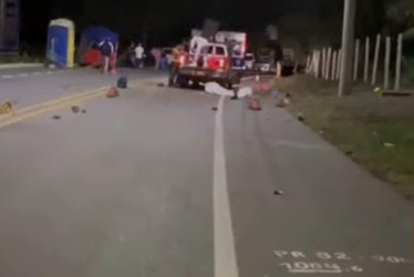 El sitio del accidente de tránsito donde murió una mujer en la vía Manizales-Medellín.