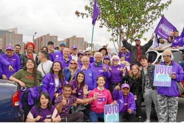 Foto | Tomada del IG @jorge_enrique_robledo | LA PATRIA El exsenador Jorge Robledo cerró su campaña con una caravana por la capital del país.