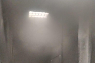 Cajero se incendió.