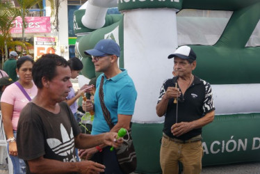 Los recolectores de Chinchiná se entretuvieron con la Primera Feria de la Cosecha Cafetera en Caldas, del Comité de Cafeteros de Caldas. Hubo juegos, rifas y actividades culturales y musicales. Fue el sábado todo el día en el Parque de Bolívar, de ese municipio. 