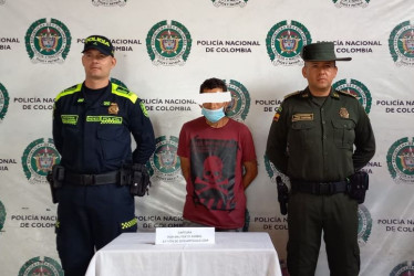 El capturado, conocido como alias Comeperros, presenta anotaciones judiciales por hurto a personas.