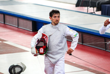 El esgrimista caldense Andrés Gómez aseguró que la derrota en octavos de final de florete mascu- lino le generó sinsabor.