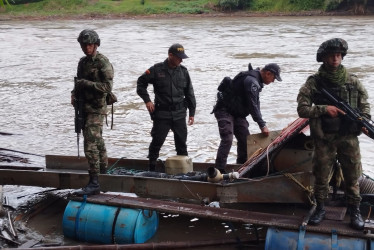 La Policía y el Ejército, en una operación conjunta, realizaron una intervención contra la minería ilegal en la vereda Amapola de Filadelfia (Caldas).