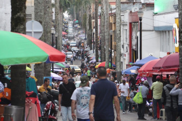 La carrera 23 es una de las zonas comerciales más concurridas en diciembre.