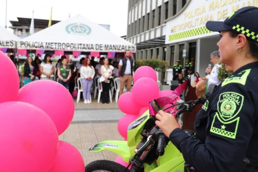 En Manizales y Caldas está la Patrulla Púrpura, estrategia dirigida a combatir cualquier forma de violencia contra la mujer. Va articulada con los servicios de atención de la Administración municipal, Fiscalía y comisarías de familia.